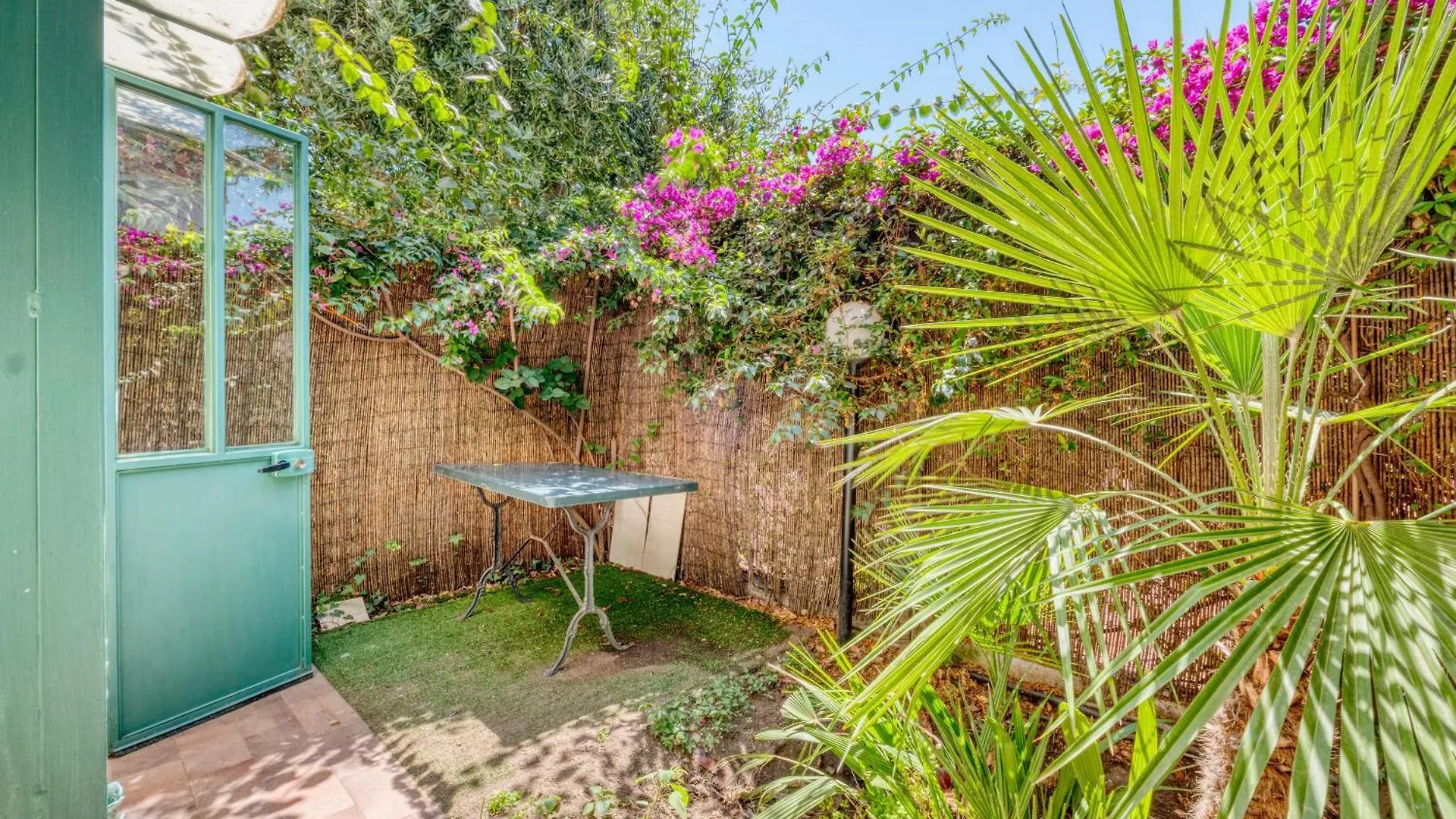 Nice Studio With Garden - Happy Rentals Menton Apartamento